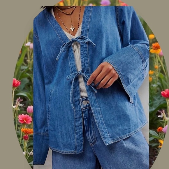 Free People Denim Dragonfly Tie Front Jacket. Size: XL - Picture 2 of 13